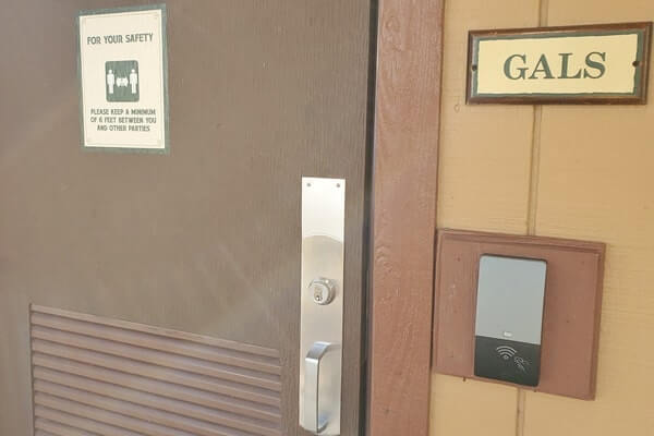 Fort Wilderness bathroom showers. disney world camping showers. florida travel blog