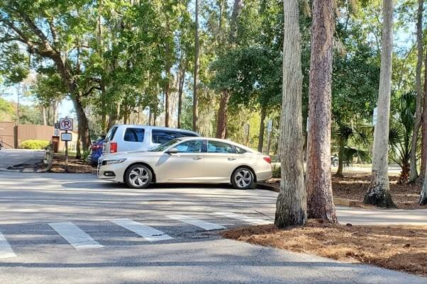 meadow trading post parking to buy ice at fort wilderness campground store. Disney World campground ice. florida travel blog