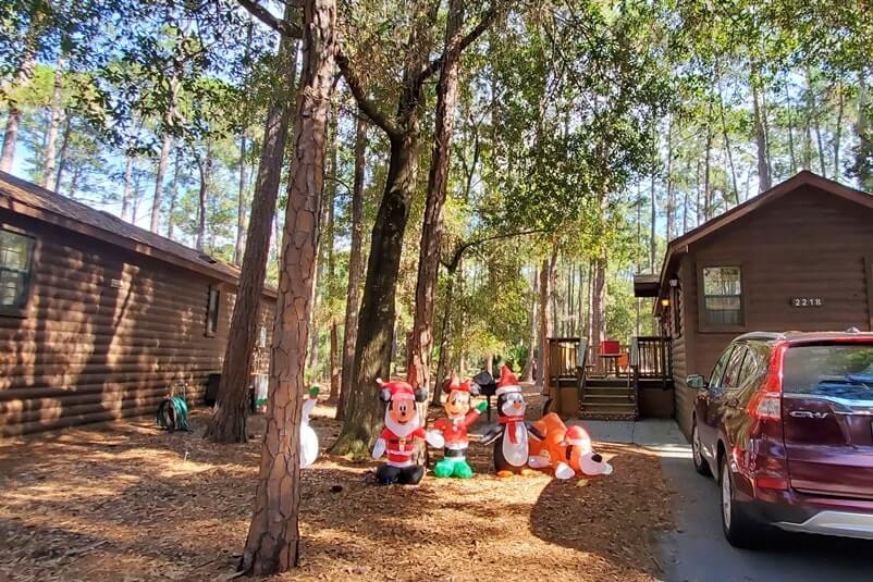 Fort Wilderness in December. Fort Wilderness cabin holiday decorations disney. florida travel blog