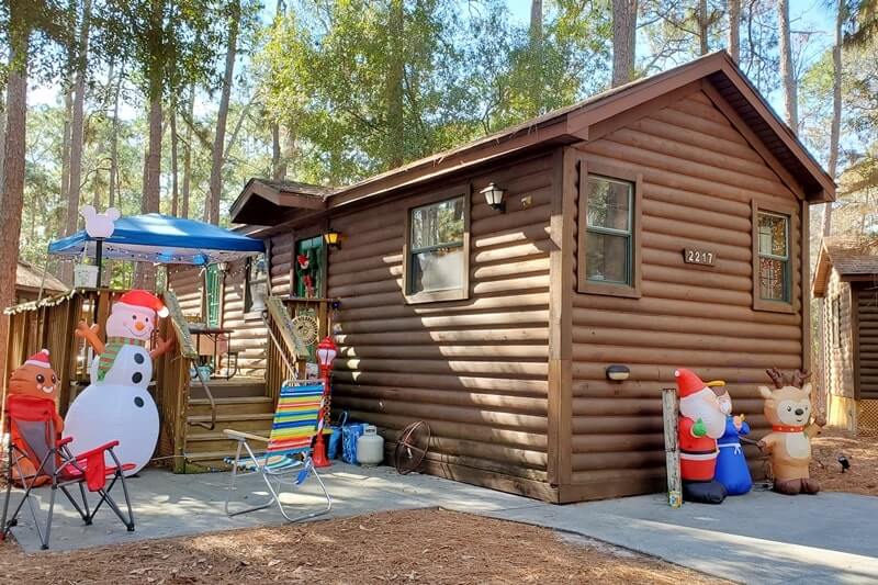 Fort Wilderness in December. Fort Wilderness cabin holiday decorations disney. florida travel blog