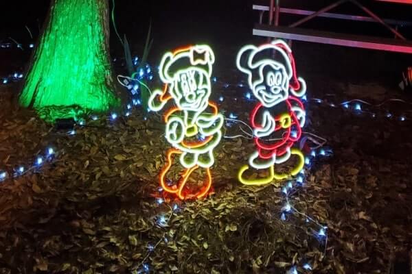 Fort Wilderness in December. Fort Wilderness campsite holiday lights decorations disney. florida travel blog
