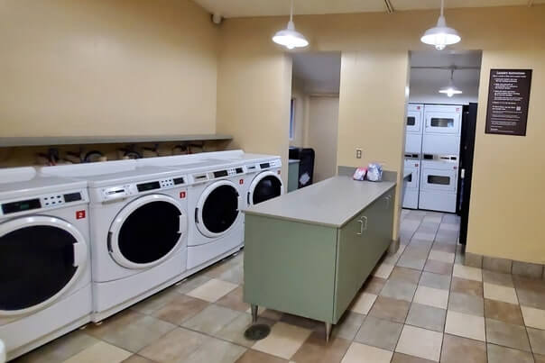 Fort Wilderness have laundry? inside comfort station laundry room. disney world campground. florida travel blog