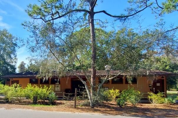 Fort Wilderness campground comfort station showers. disney world camping showers. florida travel blog