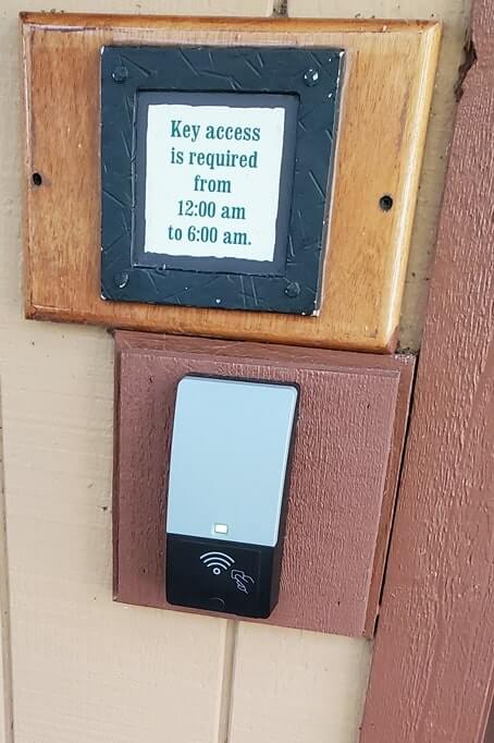 Fort Wilderness bathroom hours for showers. disney world camping showers. florida travel blog