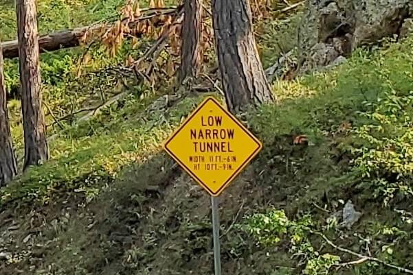 Driving to cc gideon tunnel. iron mountain road. south dakota travel blog