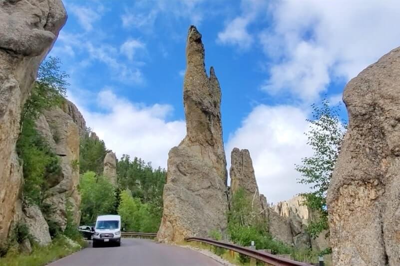 Best things to do in Custer State Park: Drive Needles Highway. Best scenic drives in Custer State Park. Best things to do in Black Hills. South Dakota travel blog