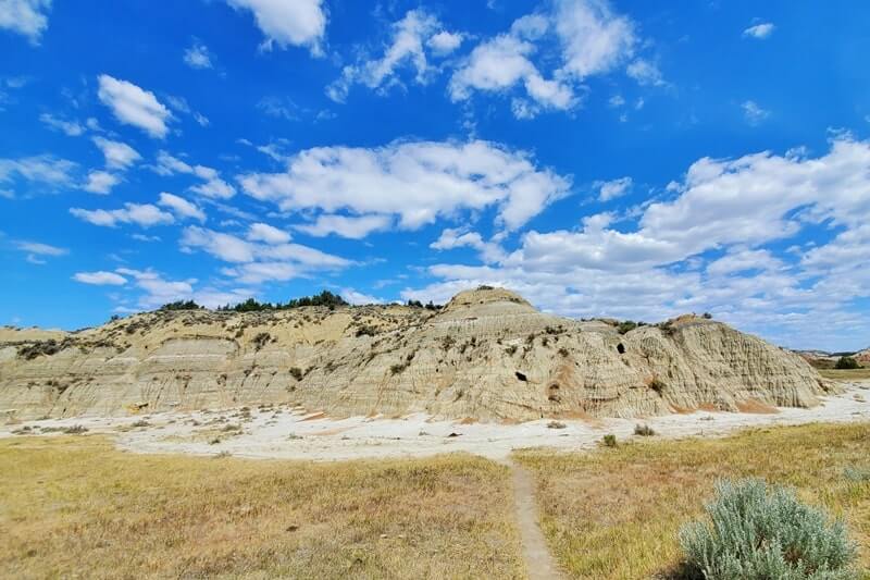 Things to do in Theodore Roosevelt National Park South Unit: rock formations along side of road. north dakota travel blog