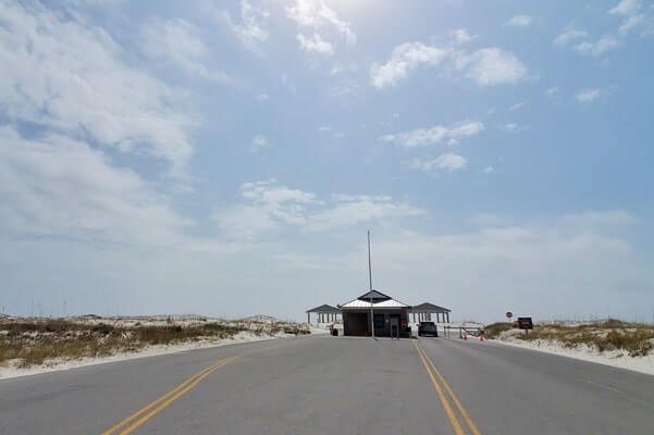 opal beach cost of Gulf Islands National Seashore beaches, Santa Rosa day use area. florida travel blog