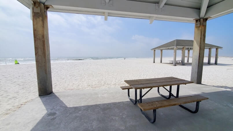 Opal Beach picnic in gulf islands national seashore. florida travel blog
