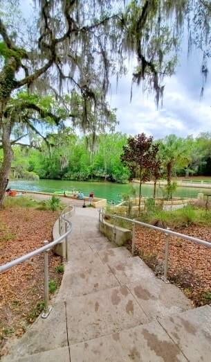 Destin to Disney World drive. Florida springs to see between destin and disney world. florida road trip travel blog