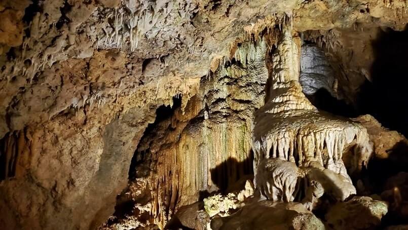 Destin to tallahassee drive: Stop to see florida caverns state park. caves between destin and tallahassee. florida road trip travel blog