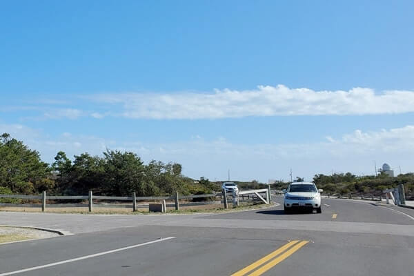 road to henderson beach state park. florida travel blog