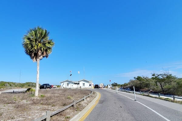 road to henderson beach state park. florida travel blog