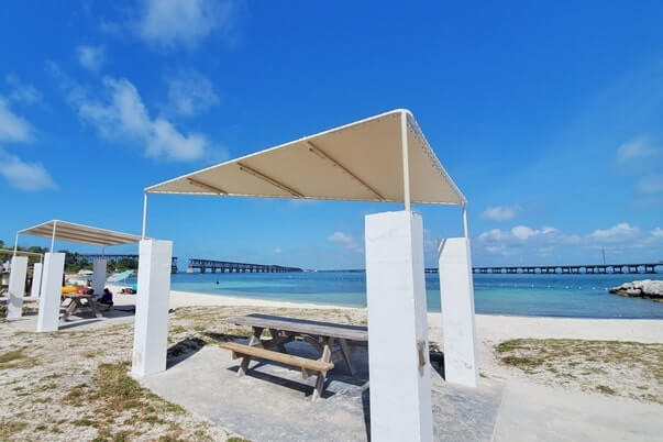picnic area near calusa beach snorkeling. bahia honda state park picnic area. florida keys travel blog