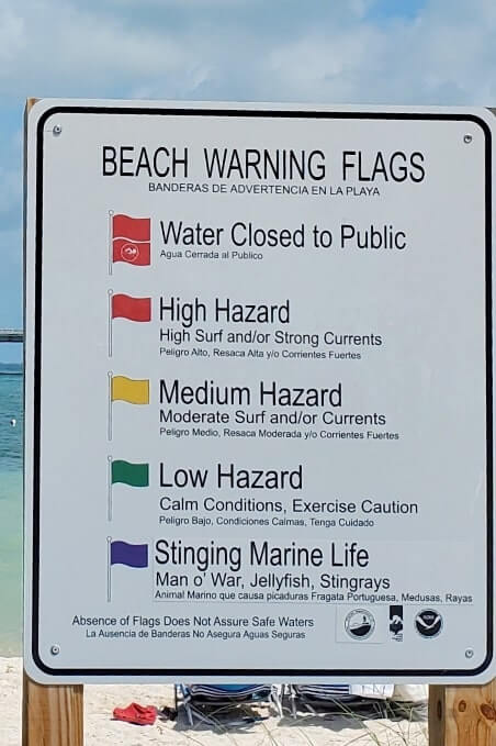 bahia honda beach flag. Is Bahia Honda State Park snorkeling from shore safe? Calusa Beach snorkeling safe. florida travel blog