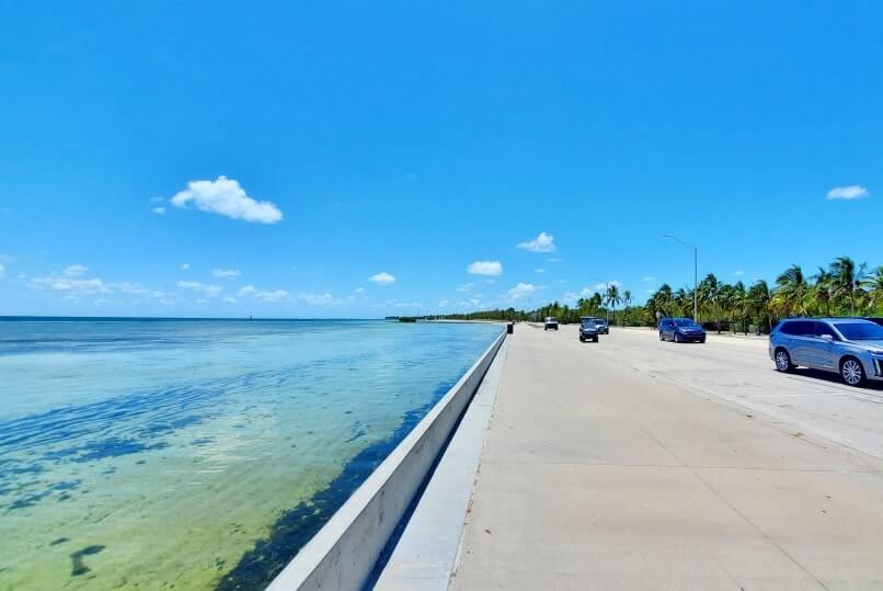 Marathon to Key West drive: marathon to mile marker 1. florida keys travel blog