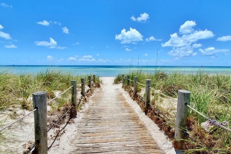 Marathon to Key West drive: marathon to smathers beach. florida keys travel blog