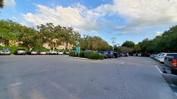 South Beach parking. South Beach parking lot. South Marco Beach parking lot. Marco Island beach parking. florida travel blog