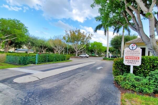 Sarazen Beach parking lot near South Beach public access. residents beach parking. Marco Island beach parking. florida travel blog