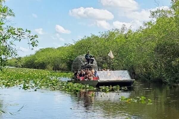 Tamiami Trail airboat rides: Tamiami Trail Everglades airboat tour. south florida travel blog