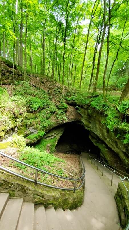 Things to do in Mammoth Cave National Park: historic entrance trail to historic cave entrance. kentucky caves travel blog