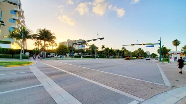 turtle lot parking to winterberry beach access. marco island beach parking. florida travel blog