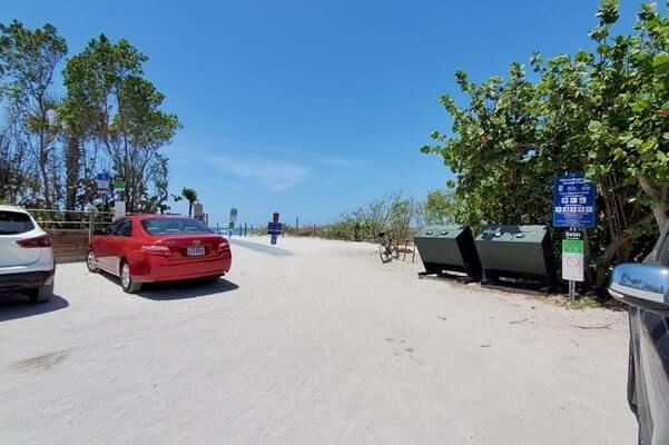 Captiva Island public beach: Alison Hagerup Beach. southwest florida travel blog