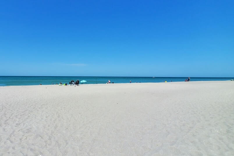 Captiva Island public beach: Turner Beach to north captiva. southwest florida travel blog