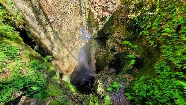 Florida Panhandle to Orlando drive: Stop to see falling waters state park waterfalls. florida waterfalls between florida panhandle and orlando. florida road trip travel blog