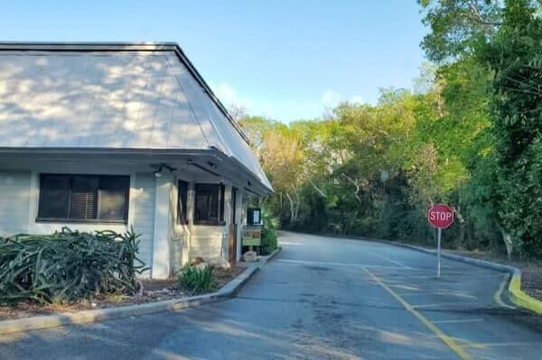 John Pennekamp State Park beach entry. Key Largo beach entry. florida keys travel blog