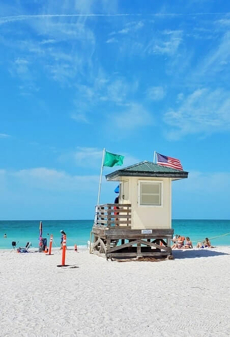 do southwest florida beaches have lifeguards? lifeguard station at southwest florida beach. southwest florida swimming beach. florida travel blog