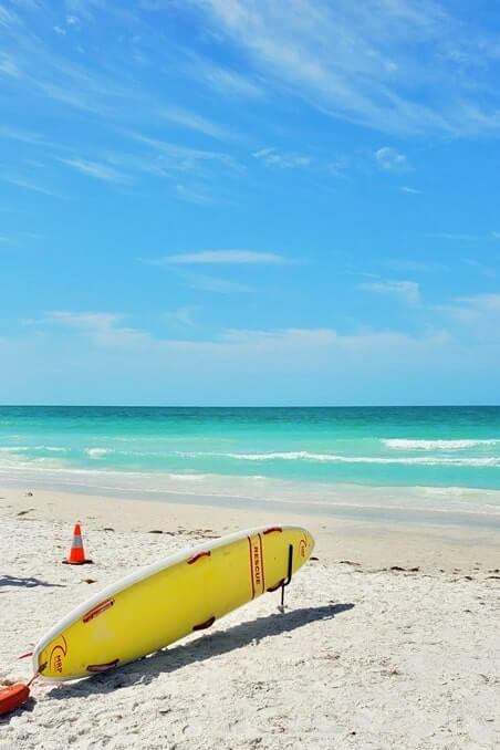 do southwest florida beaches have lifeguards? lifeguard station at southwest florida beach. florida travel blog