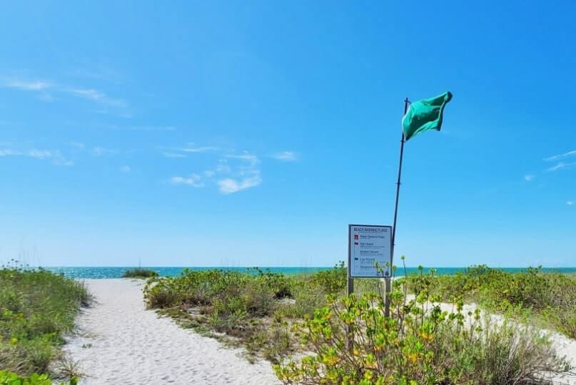 southwest florida beach flag colors. florida travel blog