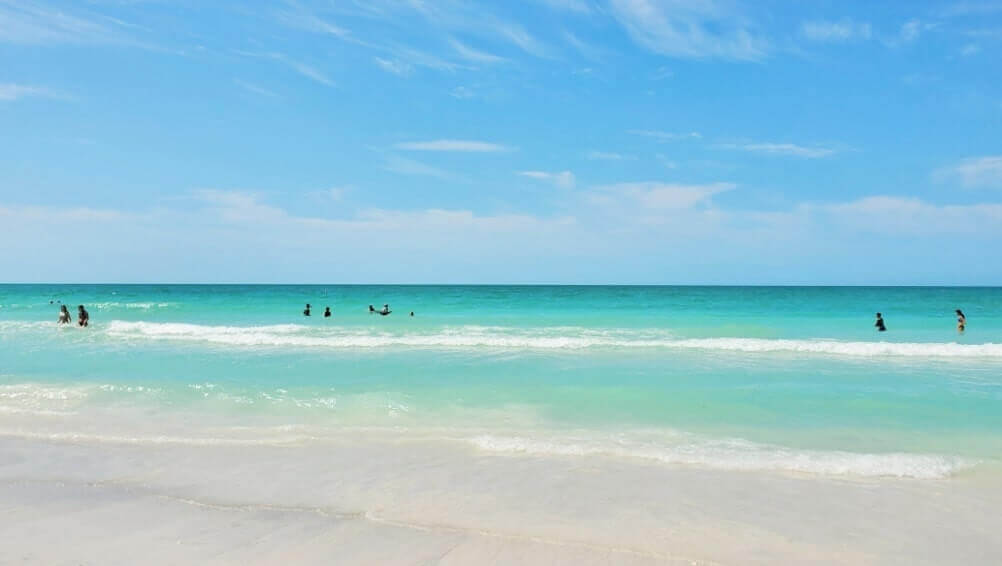 Marco Island to Tampa drive: lido key stop. marco island to lido key to tampa. florida road trip travel blog