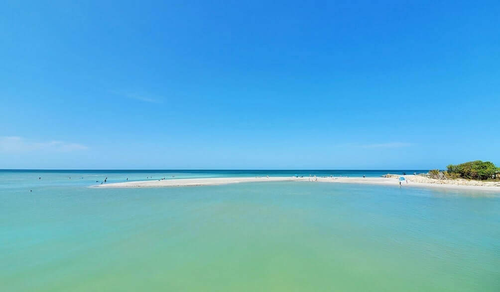 Marco Island to Tampa drive: sanibel to captiva bridge. marco island to sanibel to tampa. florida road trip travel blog
