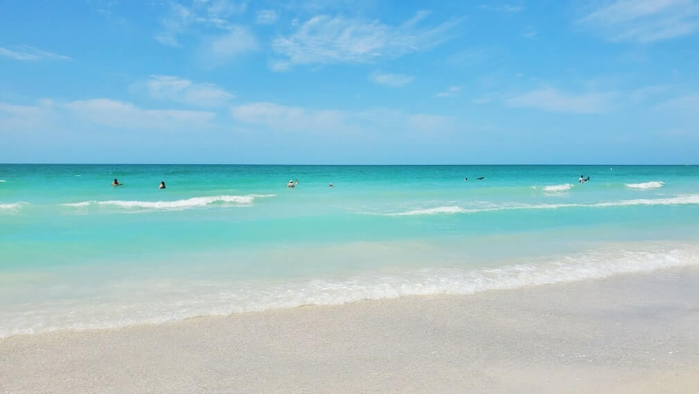 best southwest florida beaches: lido key beach, lido beach. best beaches in southwest florida for swimming. florida travel blog