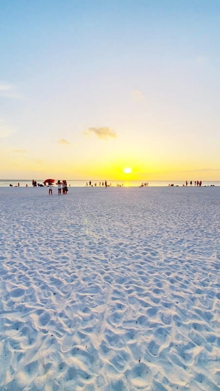 Tampa to Marco Island drive: marco island. sunset between tampa and marco island. florida road trip travel blog