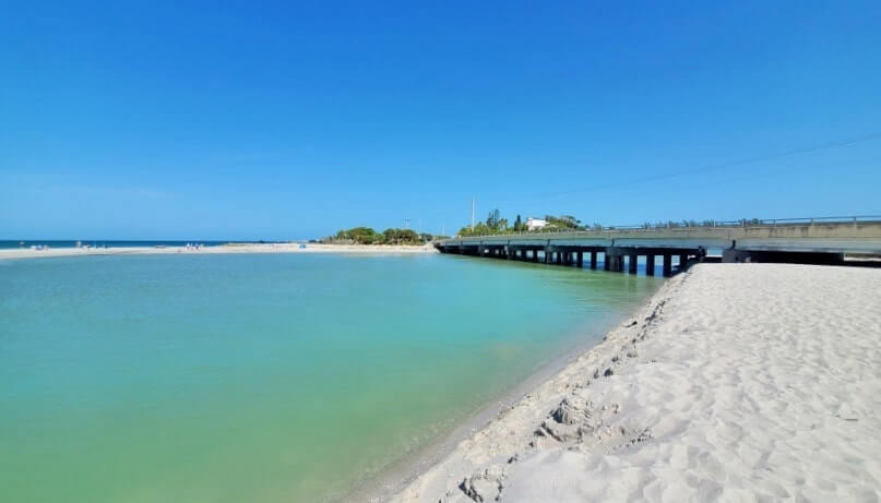 Tampa to Marco Island drive: sanibel to captiva bridge. tampa to sanibel to marco island. florida road trip travel blog