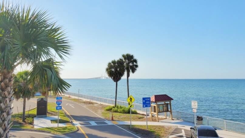 Tampa to Marco Island drive: rest area near tampa bay sunshine skyway bridge. bridge between tampa and marco island. tampa to skyway bridge to marco island. florida road trip travel blog