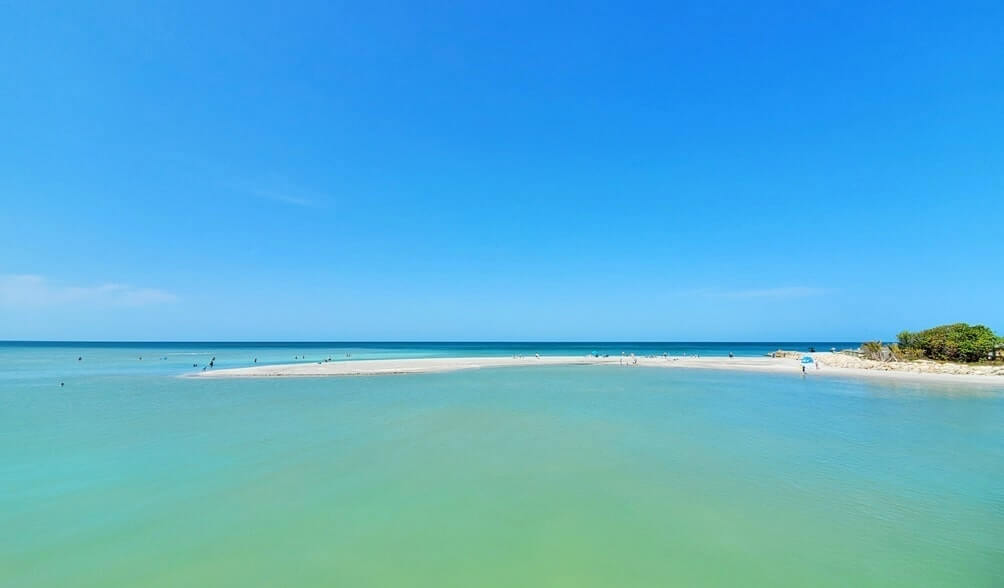 Things to do in Southwest Florida: sanibel or captiva. Best places to visit in Southwest Florida: Sanibel FL, Captiva FL. sw florida road trip travel blog