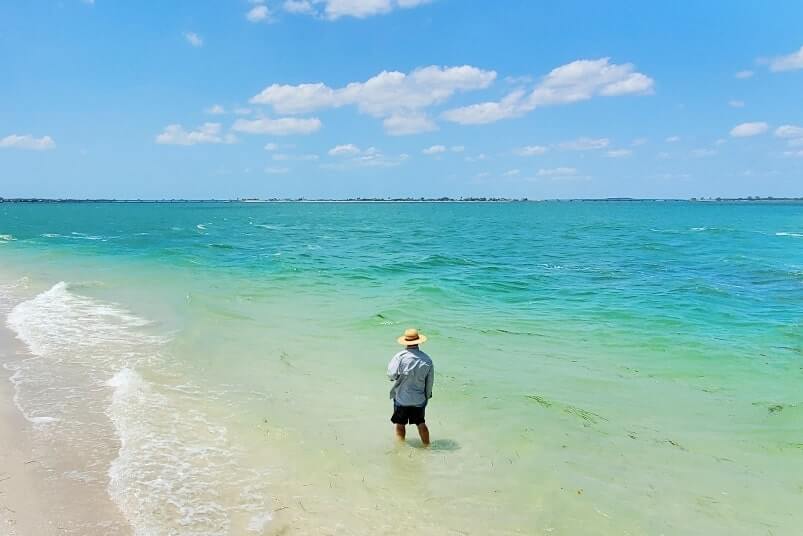 Things to do in Southwest Florida: sanibel island beach. Best places to visit in Southwest Florida: Sanibel FL. sw florida road trip travel blog