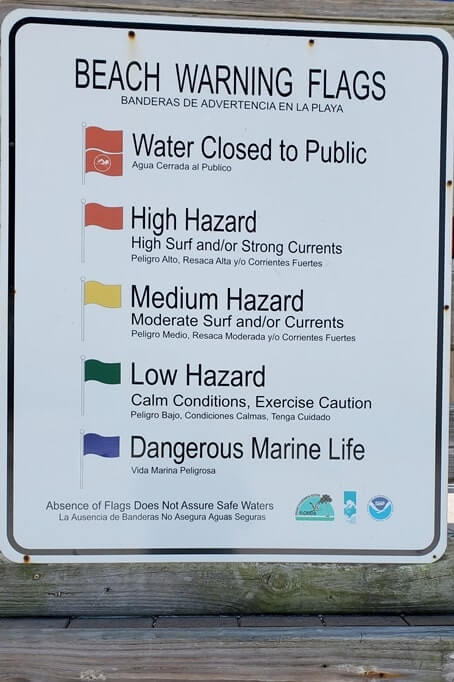 things to do in southwest florida. beach flags in southwest florida. sw florida travel blog