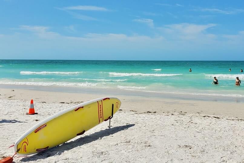 things to do in southwest florida. can you swim at gulf coast beaches in southwest florida. do gulf coast beaches have lifeguards in southwest florida. beach flags in southwest florida. sw florida travel blog