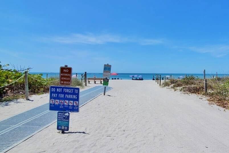 captiva island beach parking: alison hagerup beach public access. captiva island public access. captiva island parking near beach public access