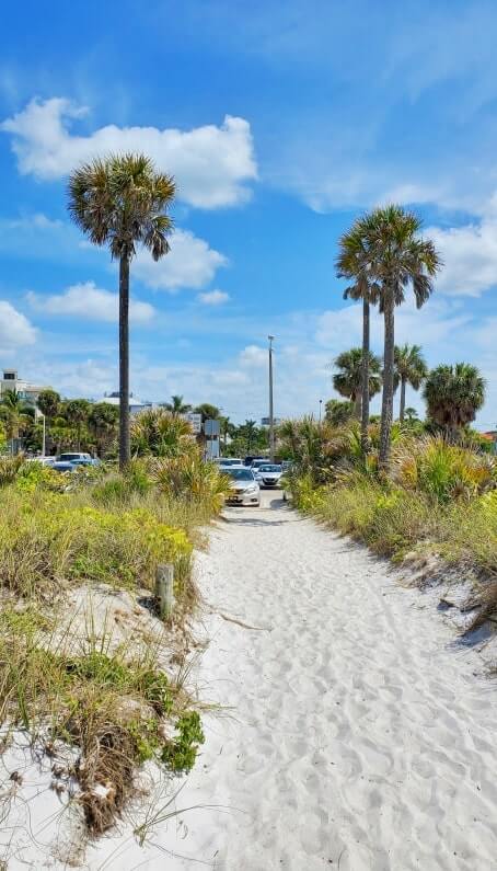 lido beach parking lot to lido beach public access. florida travel blog