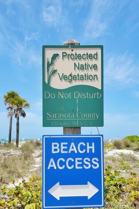 lido beach parking lot to lido beach public access. florida travel blog