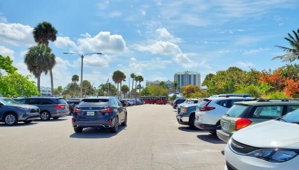 lido beach parking lot. southwest florida travel blog