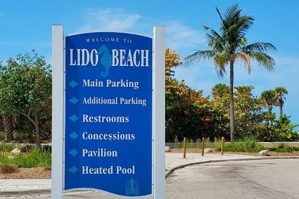lido beach parking lot. southwest florida travel blog
