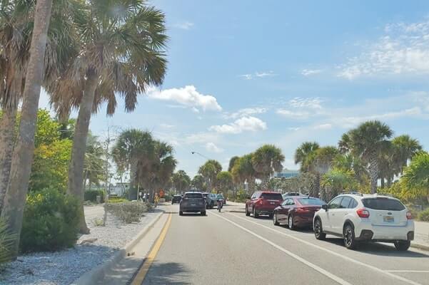lido key beach parking. lido key drive from north. lido key street parking. southwest florida travel blog