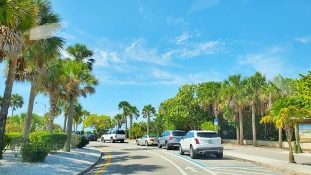 lido key beach parking. lido key drive from north. lido key street parking. southwest florida travel blog